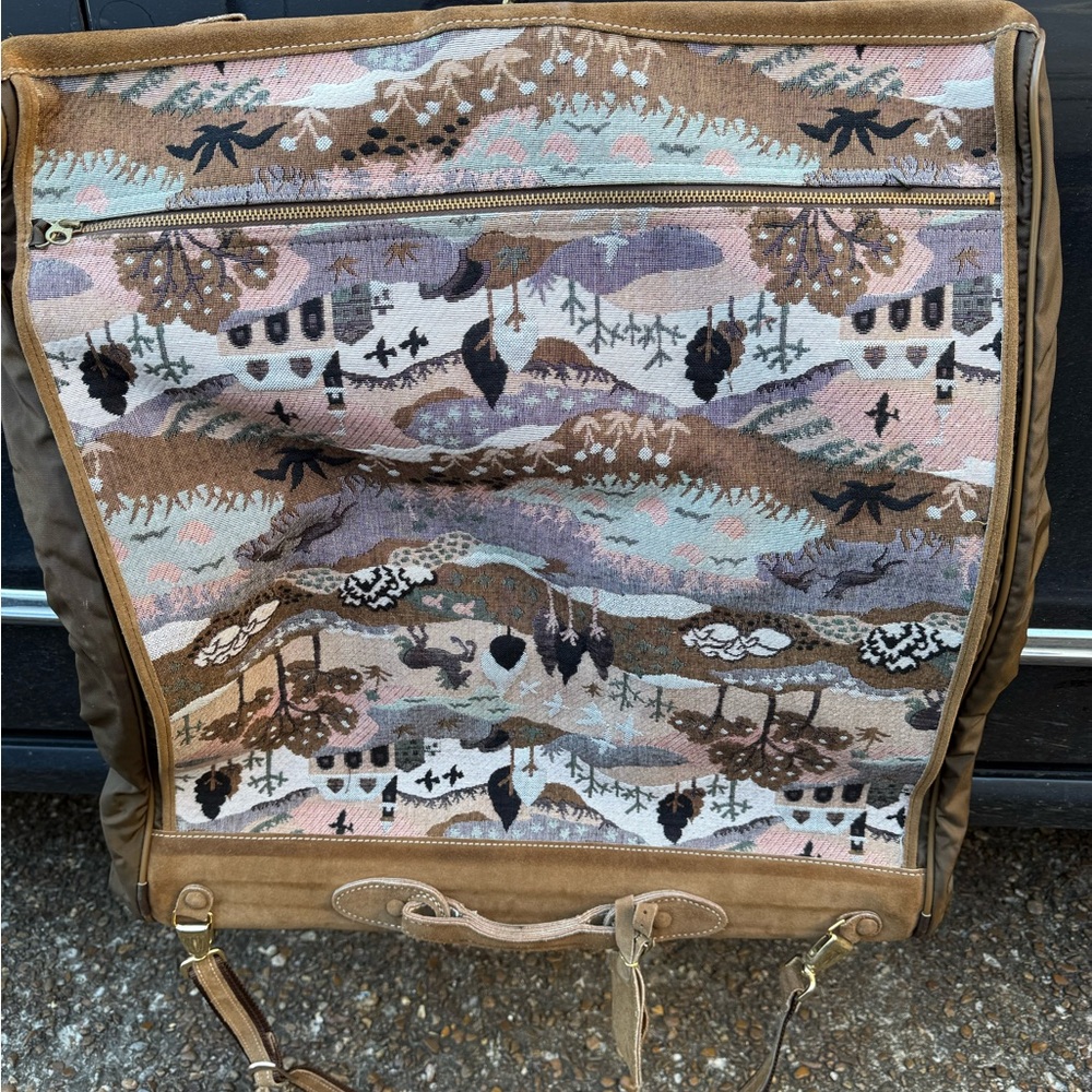 Vintage French Luggage Countryside Unicorn Hanging Garment Bag with cover - Picture 3 of 8